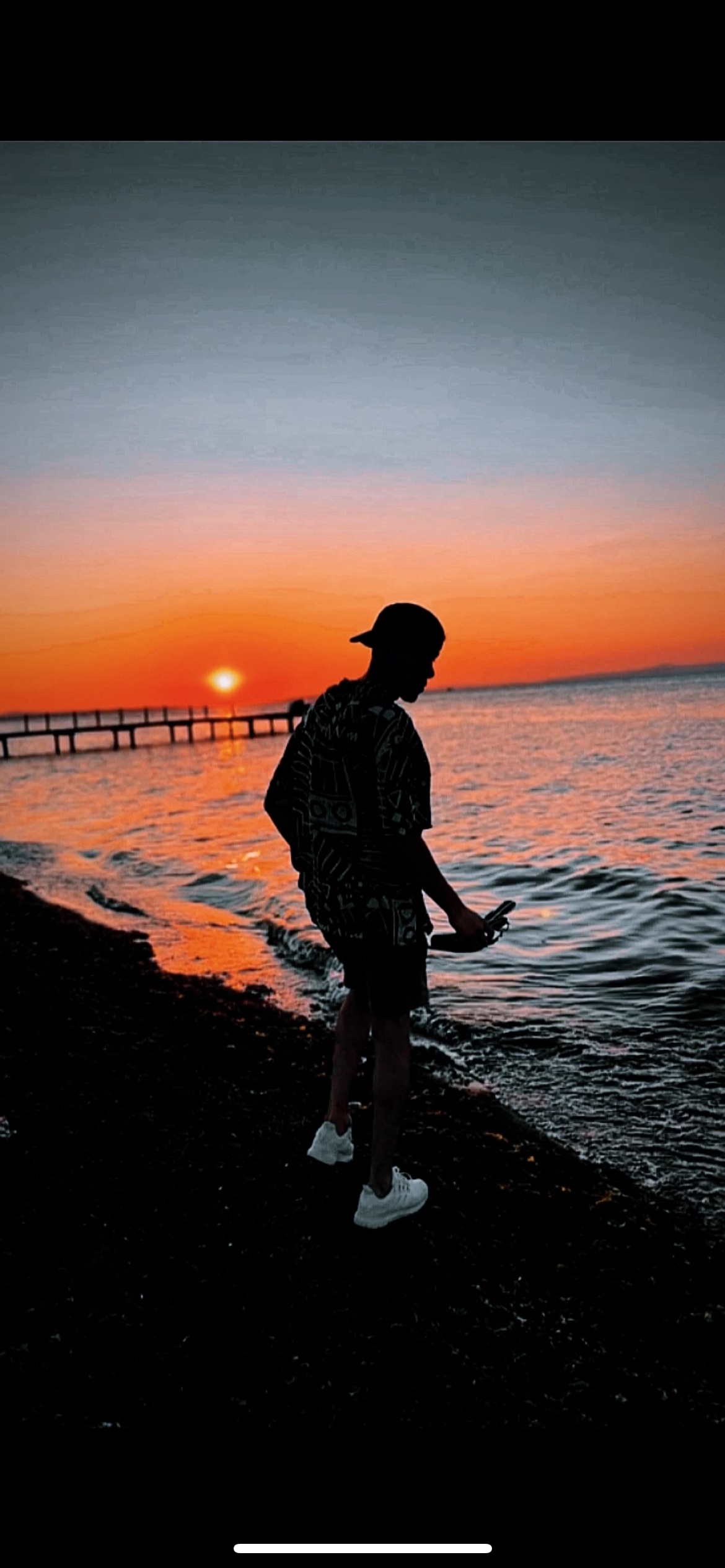 Gloom1🌿🪶 (gloom1.lens) Lens social identity (.lens handle) PFP