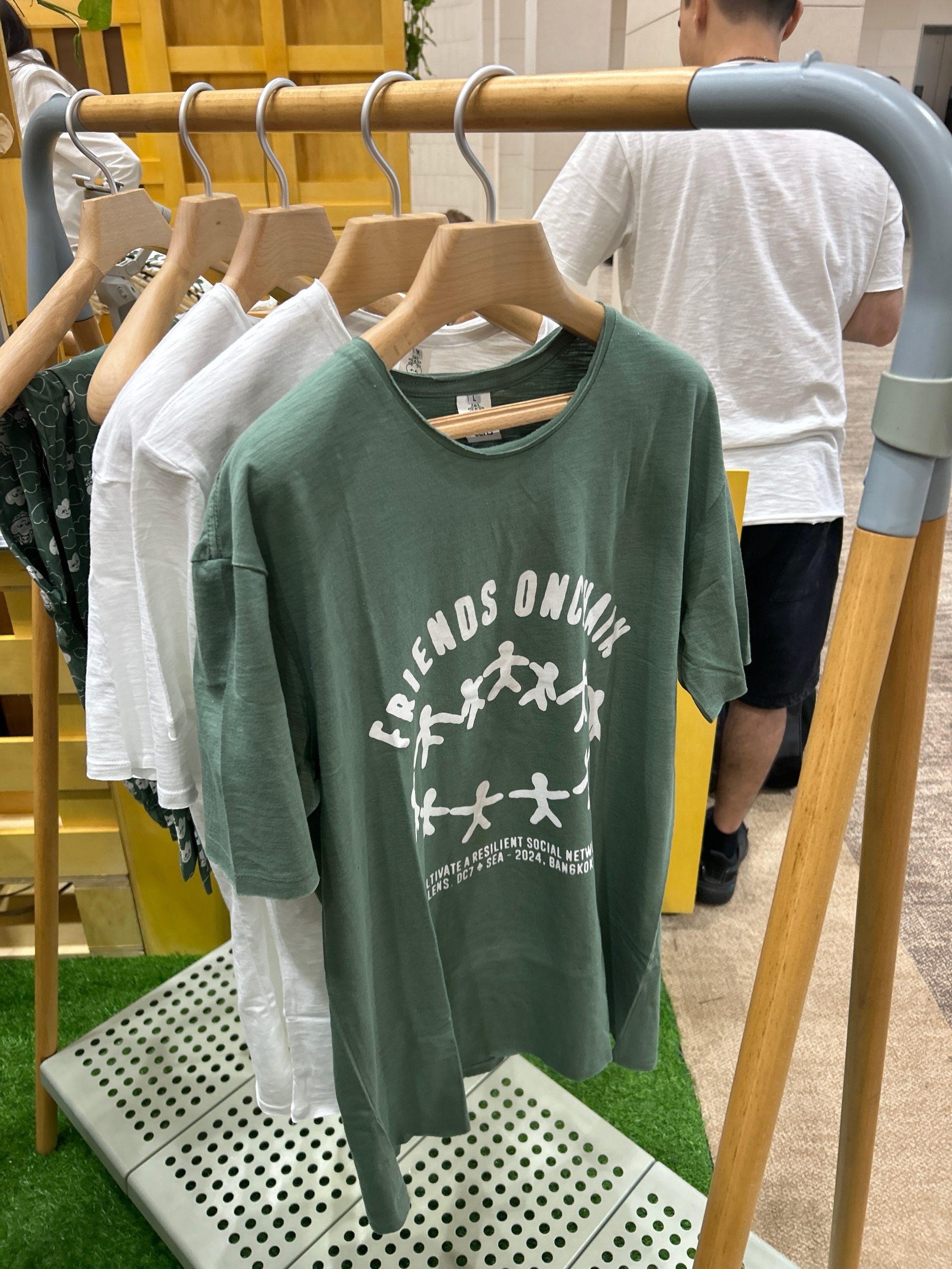 roo (roosh.lens) Lens social identity (.lens handle) PFP