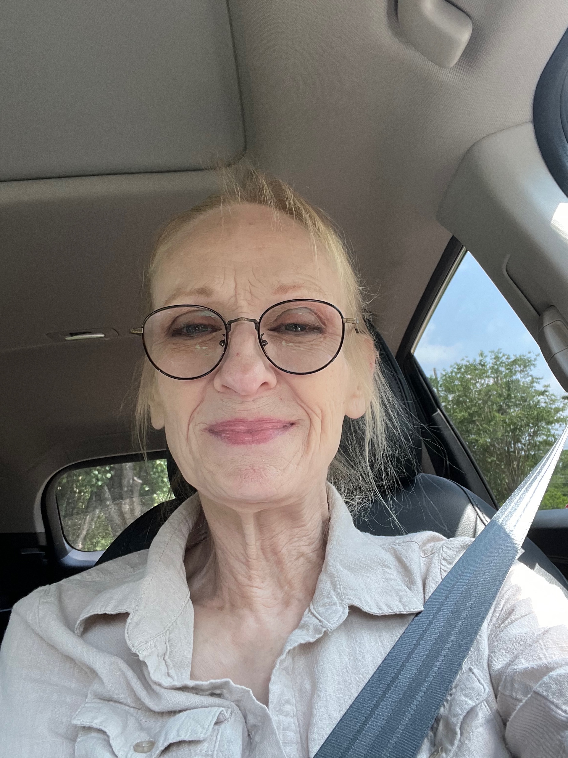 Kathy (kathy0619.lens) Lens social identity (.lens handle) PFP