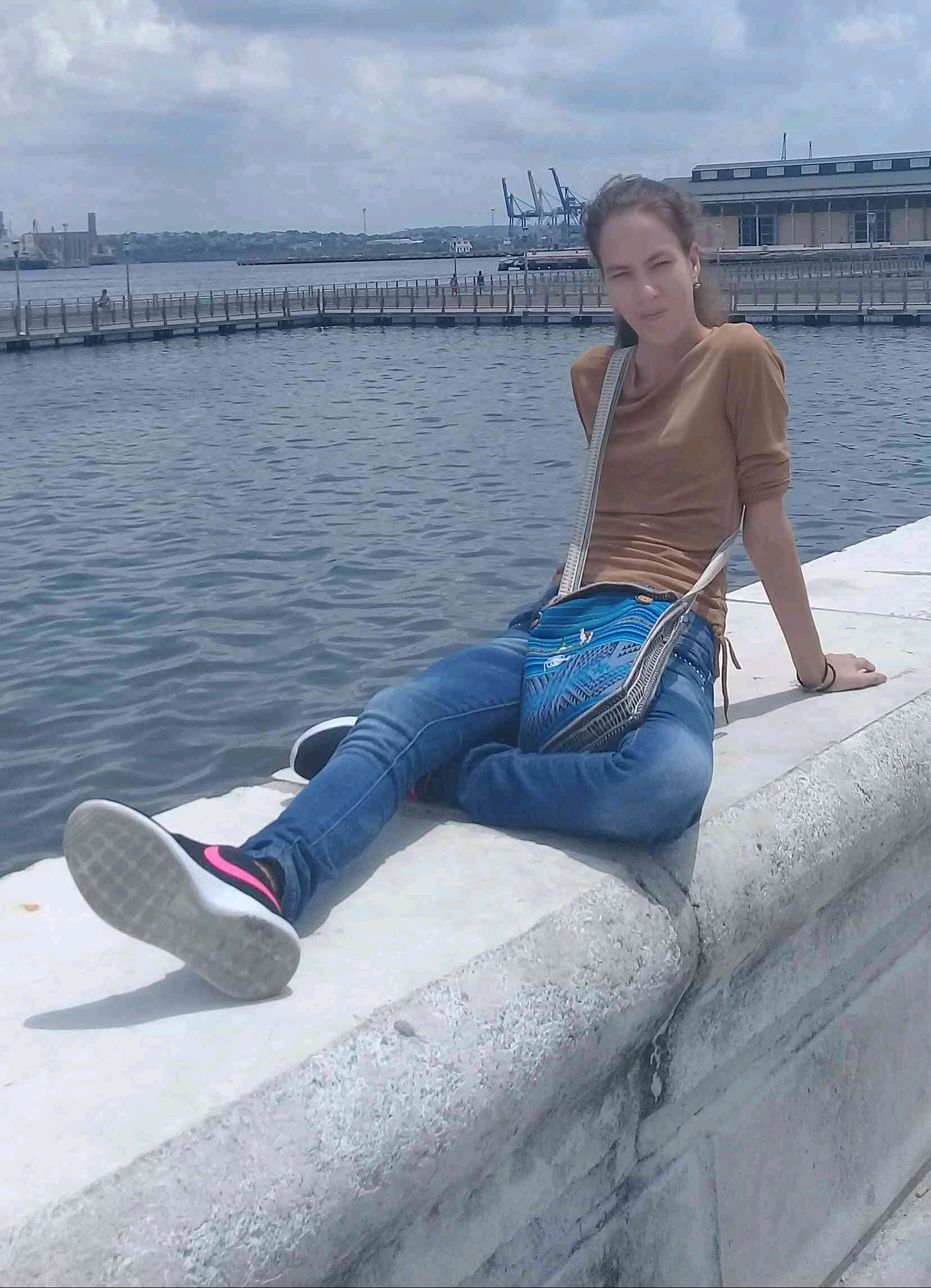 lorenita (lorena24.lens) Lens social identity (.lens handle) PFP