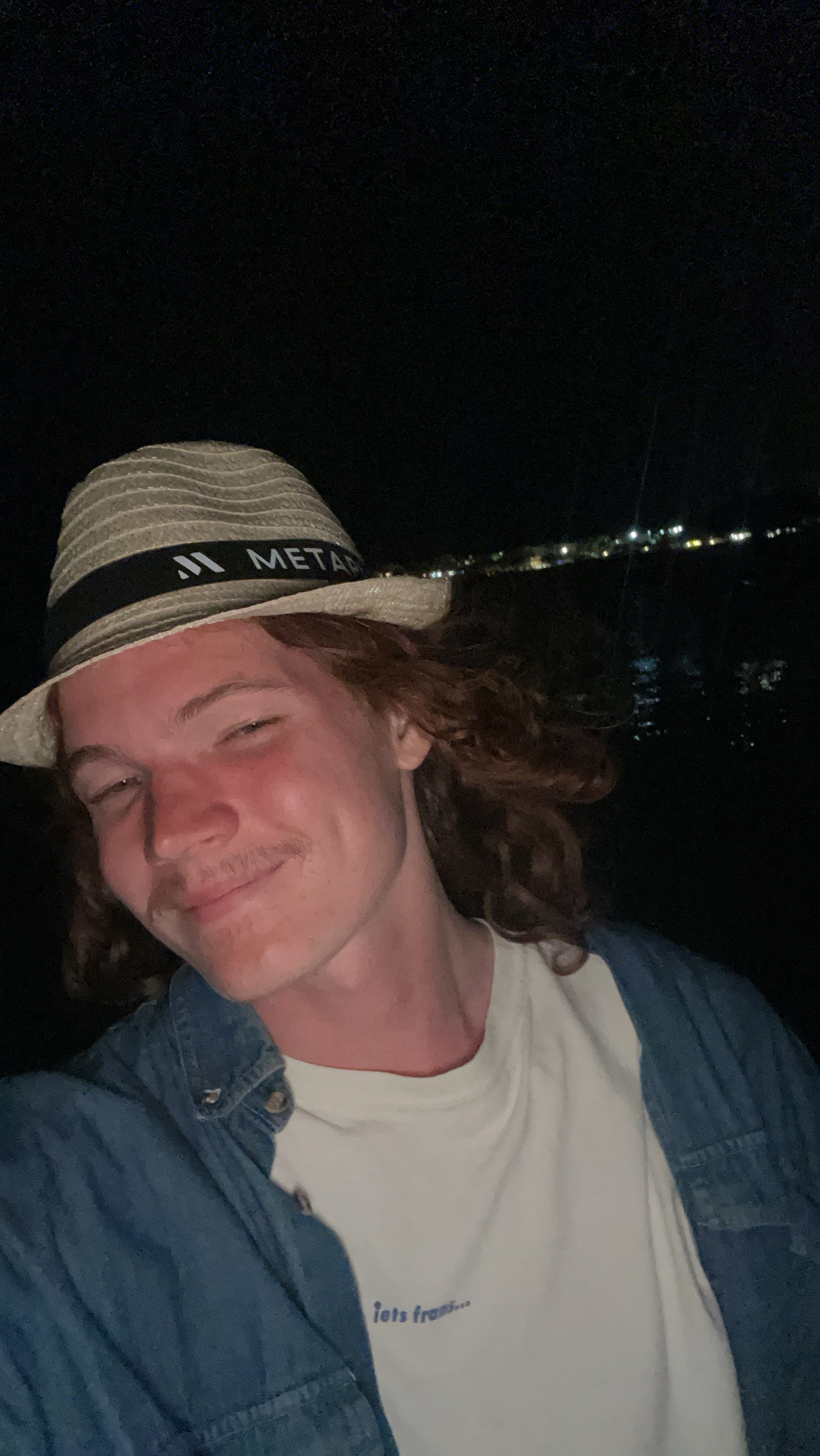 FlowByFrans (flowbyfrans.lens) Lens social identity (.lens handle) PFP