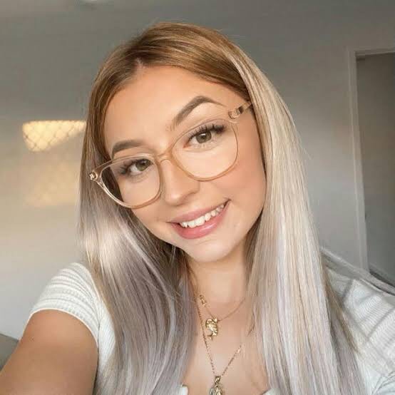 Brittany nathan (brittany5.lens) Lens social identity (.lens handle) PFP