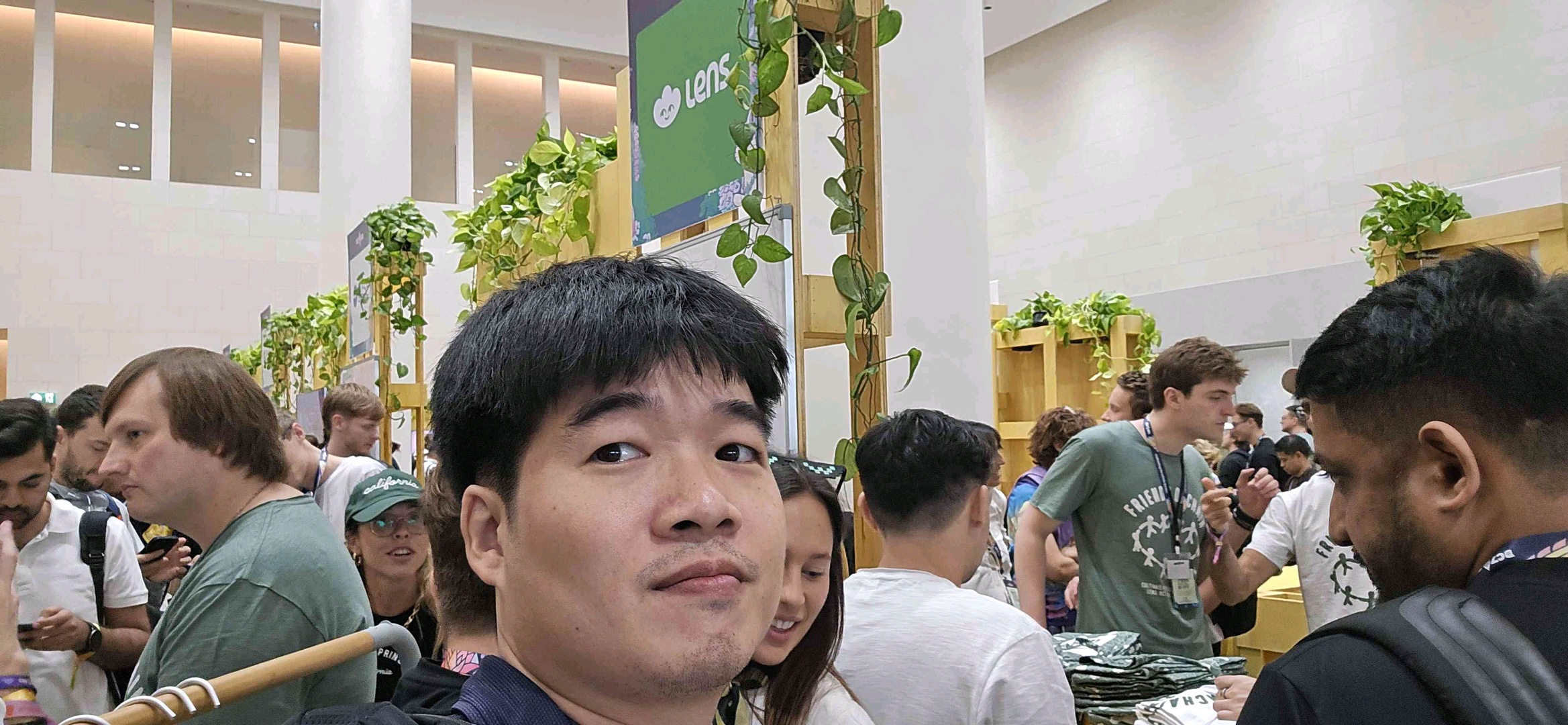 WhiteKung (whitekung.lens) Lens social identity (.lens handle) PFP