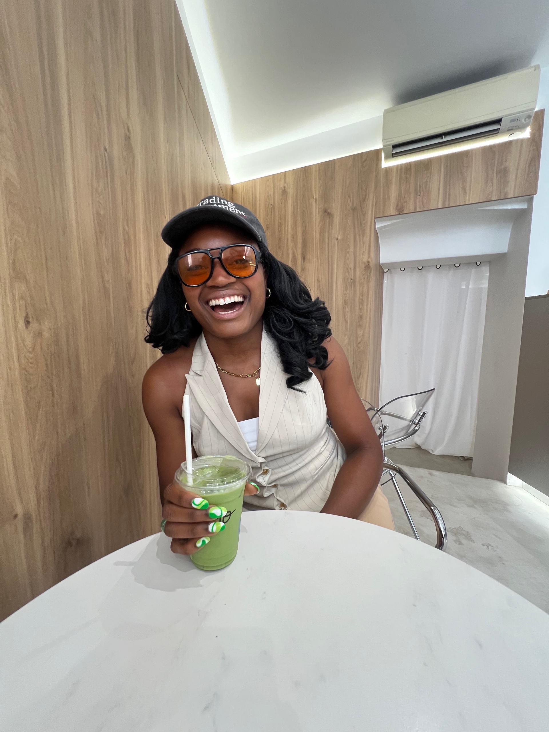 Naomi Metzger (afrochicks.lens) Lens social identity (.lens handle) PFP