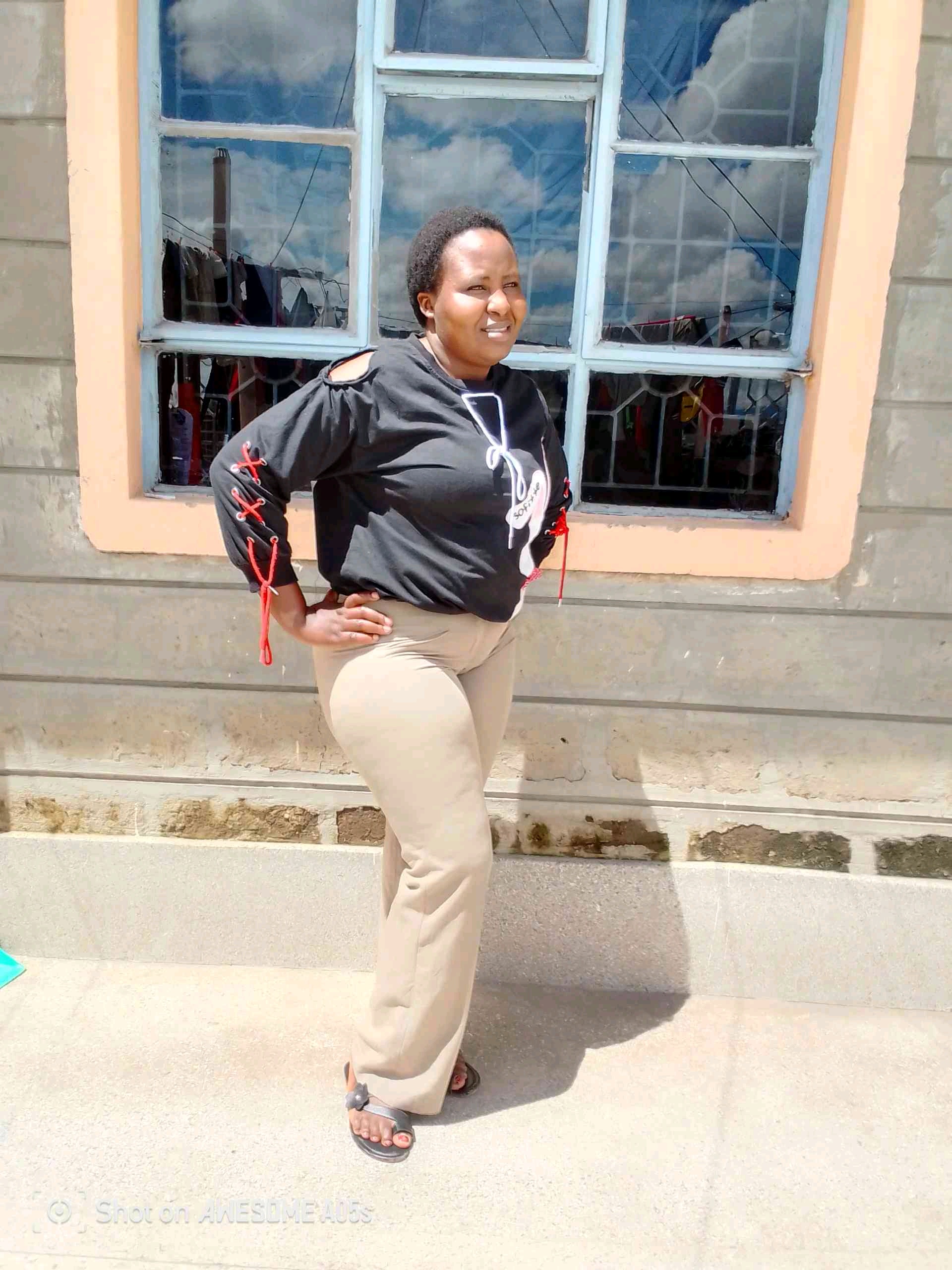 anny kiio (annykiio.lens) Lens social identity (.lens handle) PFP