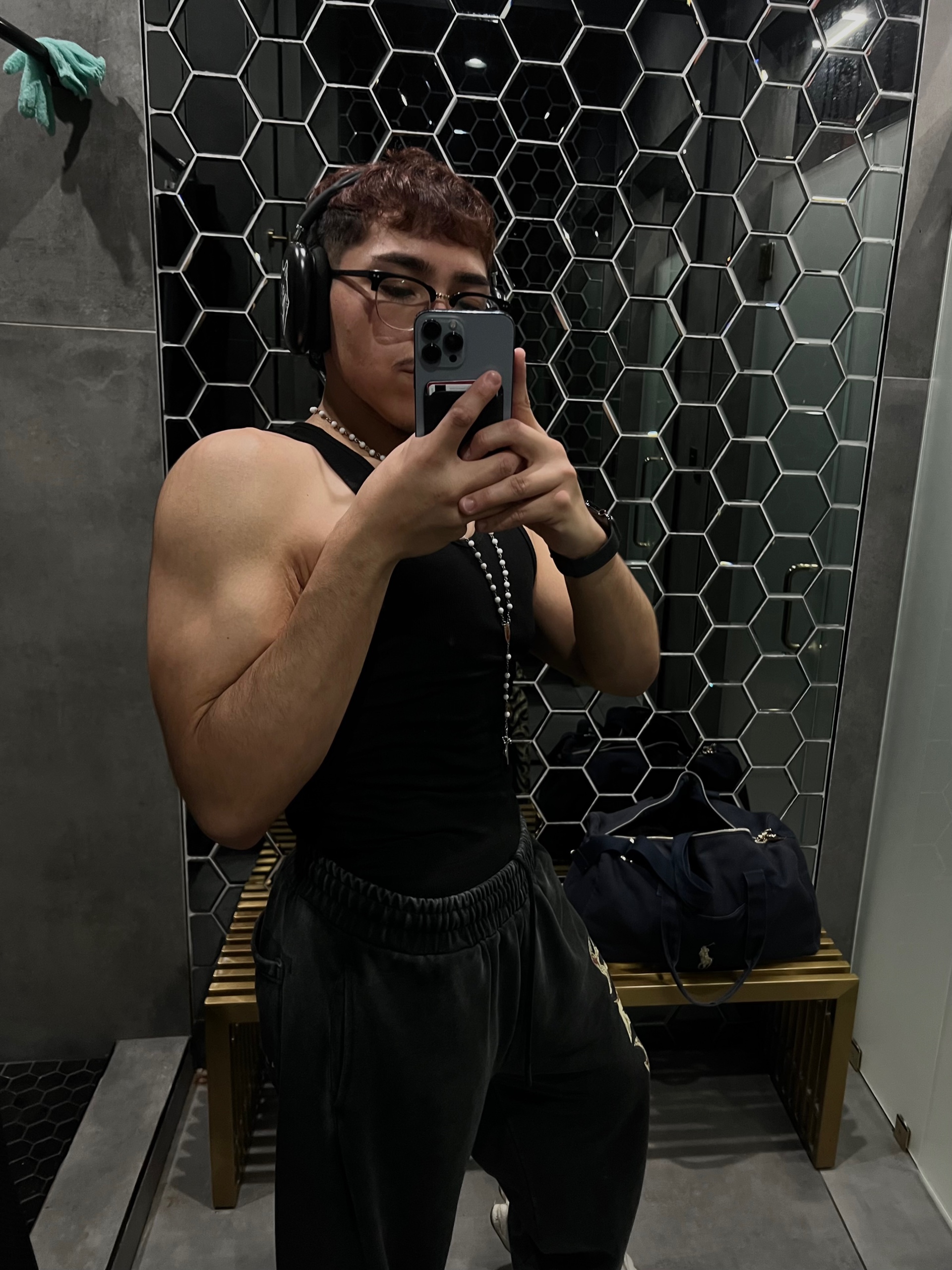 Raul (onlydallaz.lens) Lens social identity (.lens handle) PFP