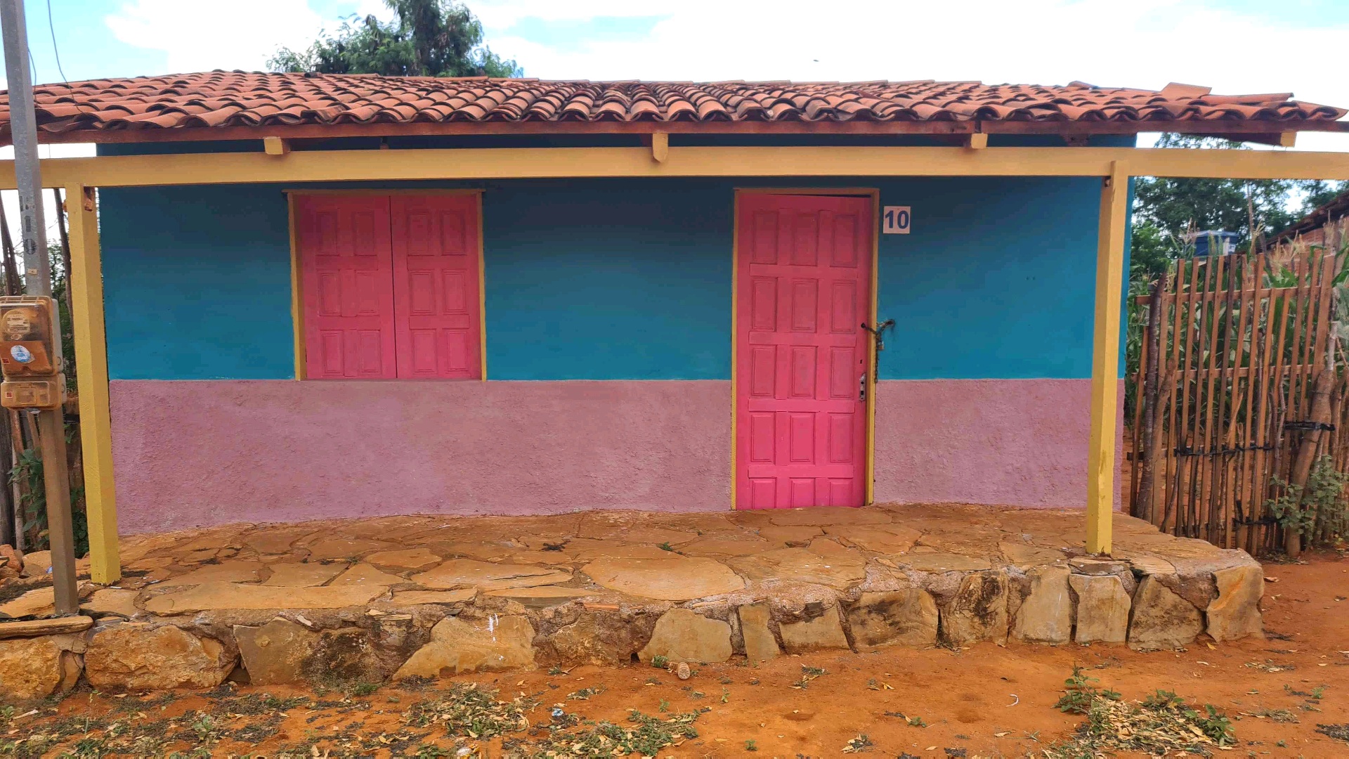 gilbertoes (gilbertoes.lens) Lens social identity (.lens handle) PFP