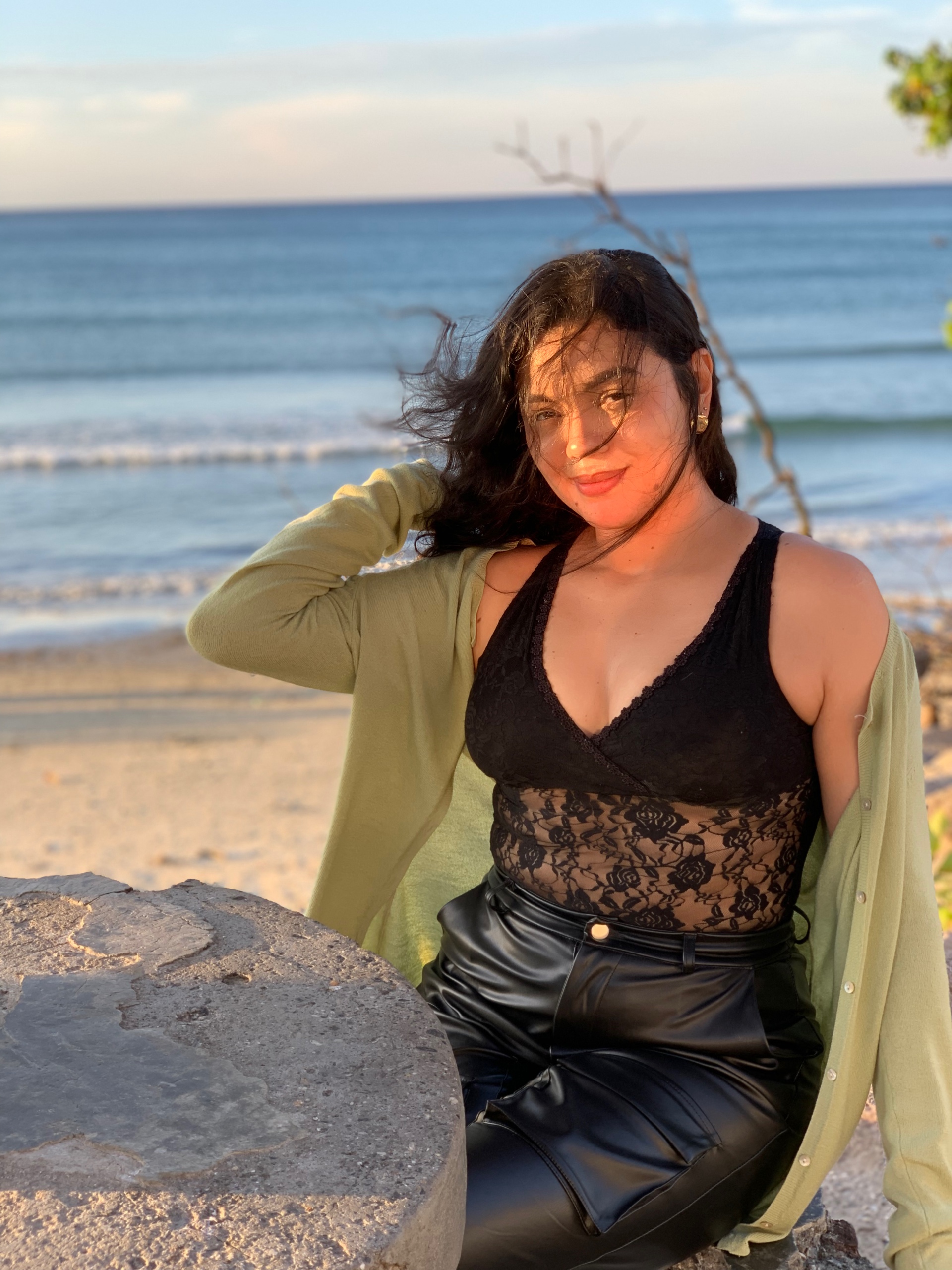 Phia Bela (phiabela.lens) Lens social identity (.lens handle) PFP