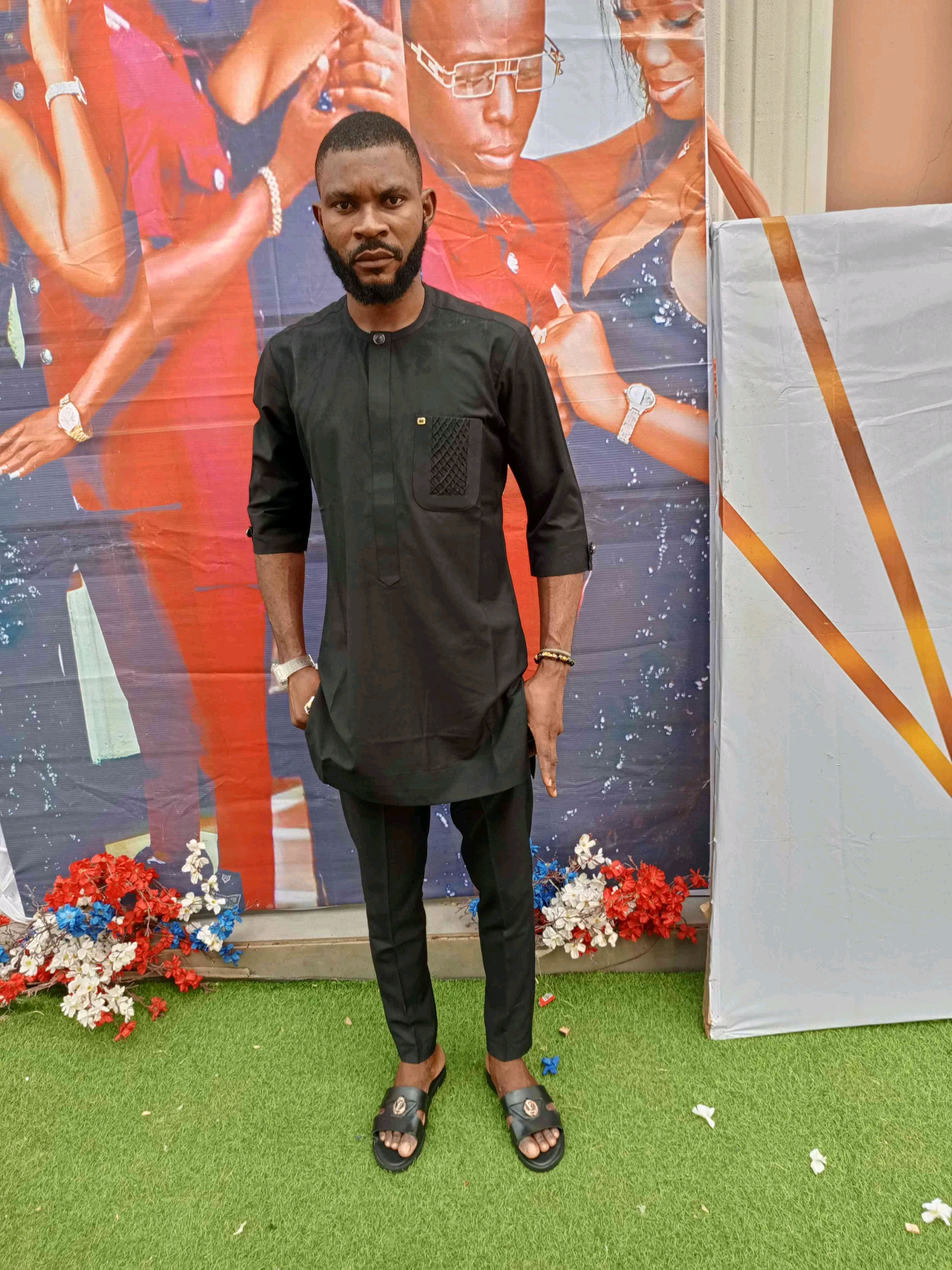 madinyeli stanley (ekenzy2021.lens) Lens social identity (.lens handle) PFP