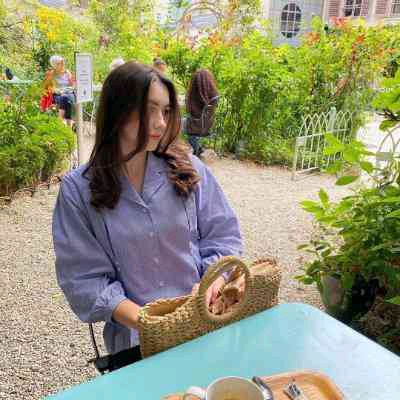 Amelia Davies (rokieza.lens) Lens social identity (.lens handle) PFP