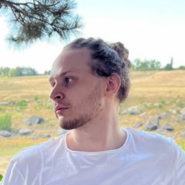 anton eiseley (antoneiseley.lens) Lens social identity (.lens handle) PFP