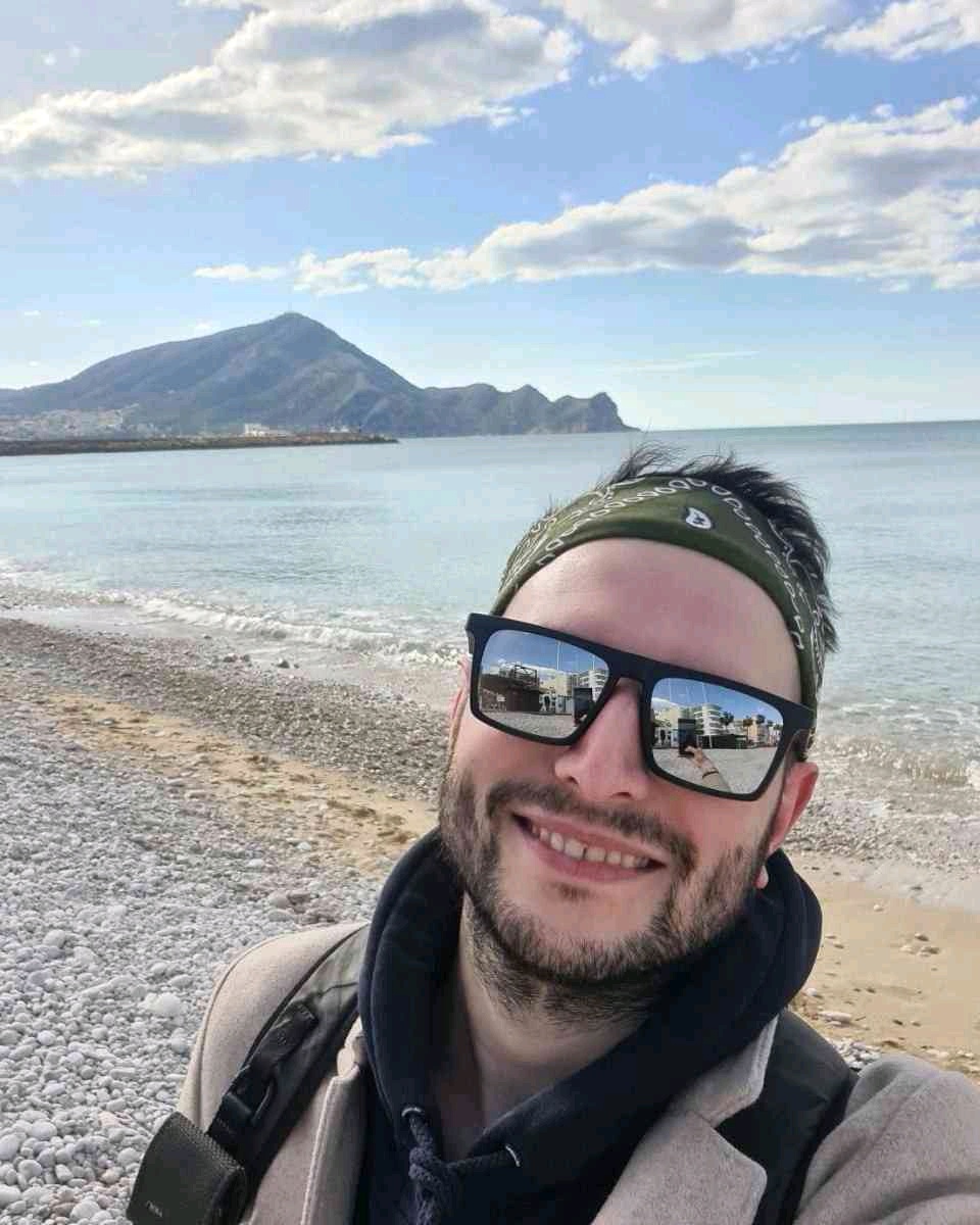 Life_vladimir (lifevladimir.lens) Lens social identity (.lens handle) PFP