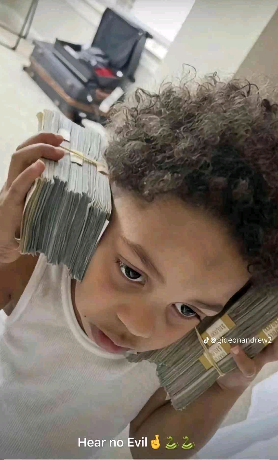 tesorojoven (tesorojoven.lens) Lens social identity (.lens handle) PFP