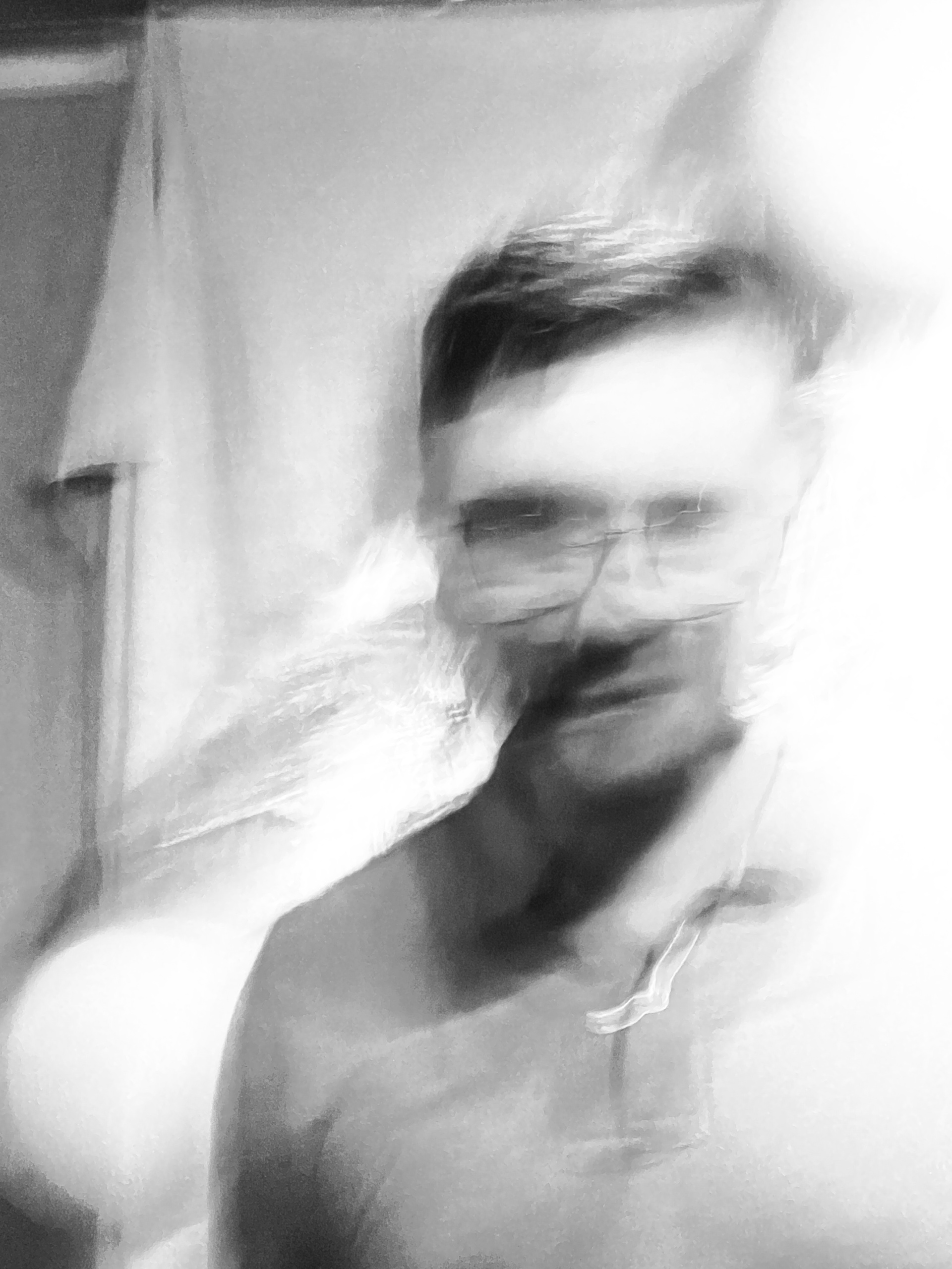 Alec (aleconline.lens) Lens social identity (.lens handle) PFP