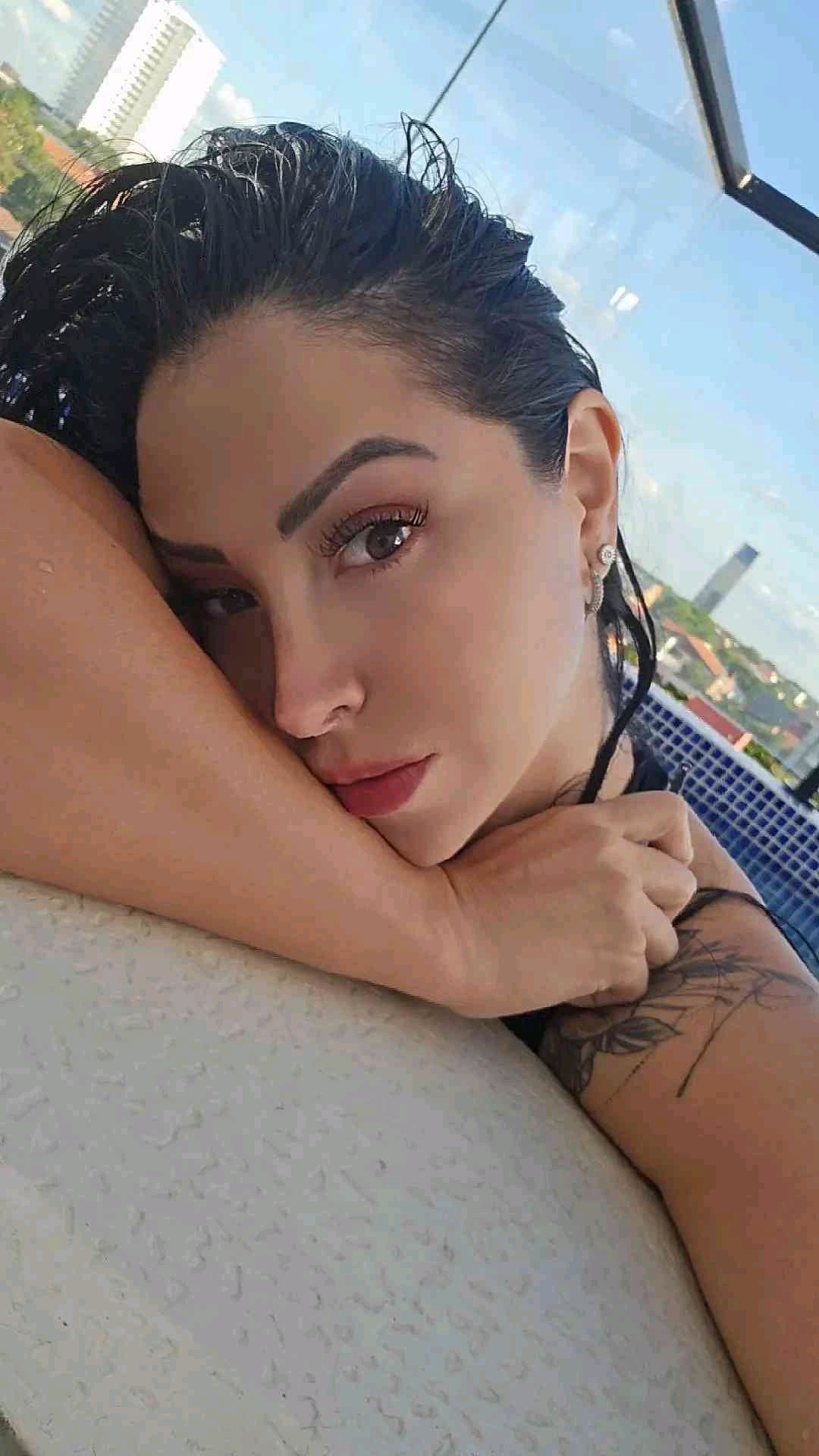 Gabriela Ergueta (gatifius.lens) Lens social identity (.lens handle) PFP