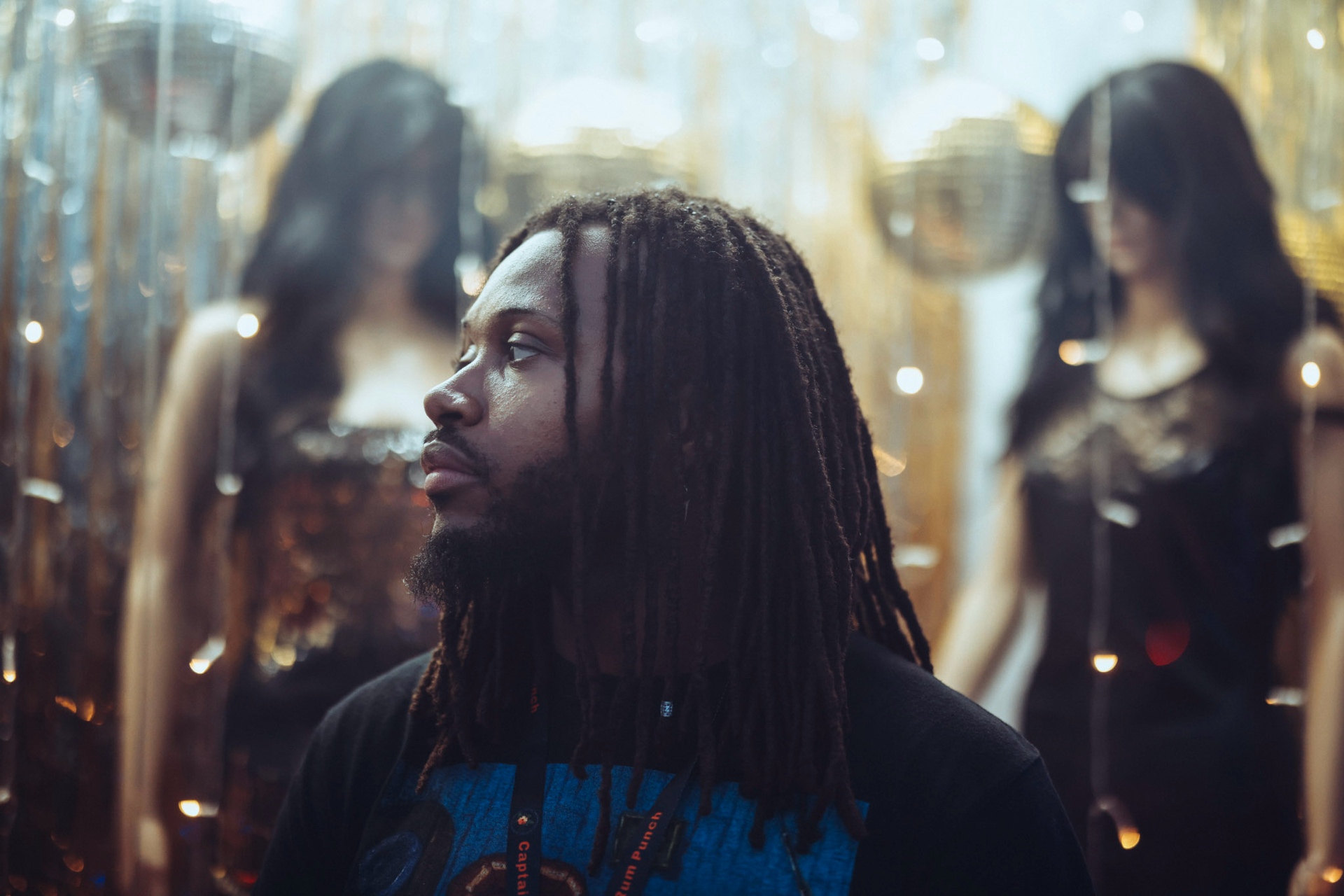 ShakinDaWorld (shakindaworld.lens) Lens social identity (.lens handle) PFP