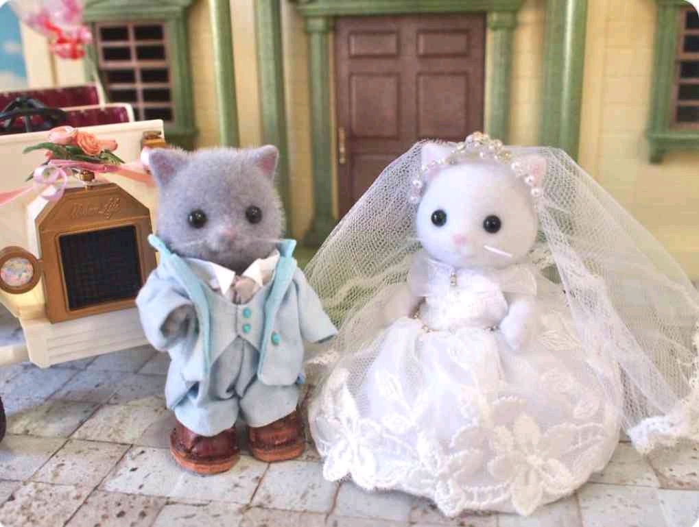 Lyon (lyoncurio.lens) Lens social identity (.lens handle) PFP