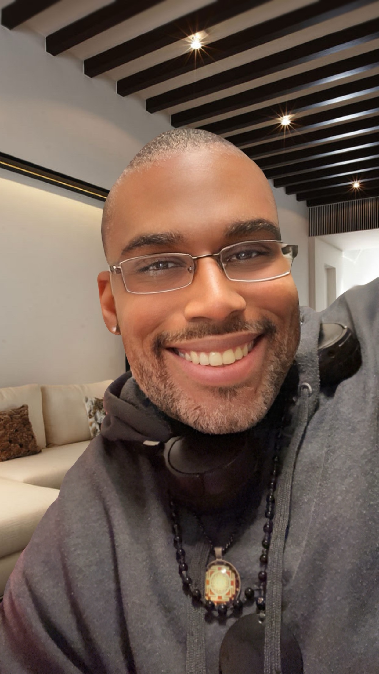 Shayne (lincdn.lens) Lens social identity (.lens handle) PFP