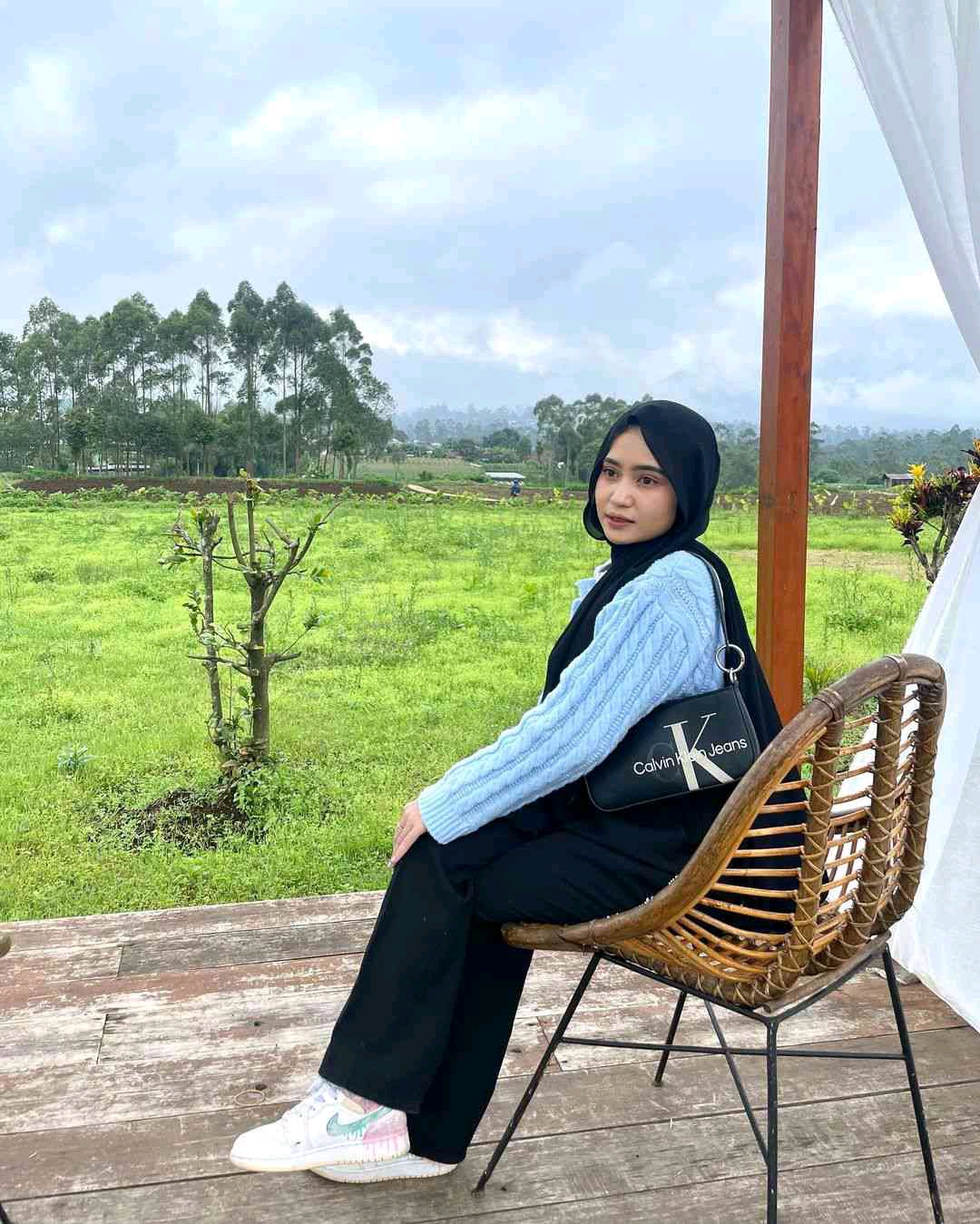 syifaceh (syifaviranda.lens) Lens social identity (.lens handle) PFP