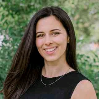 Beatriz (beatrizabreupeixoto.lens) Lens social identity (.lens handle) PFP