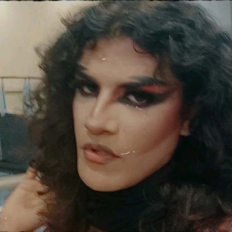 The Kueen Ruby  (kueenruby.lens) Lens social identity (.lens handle) PFP