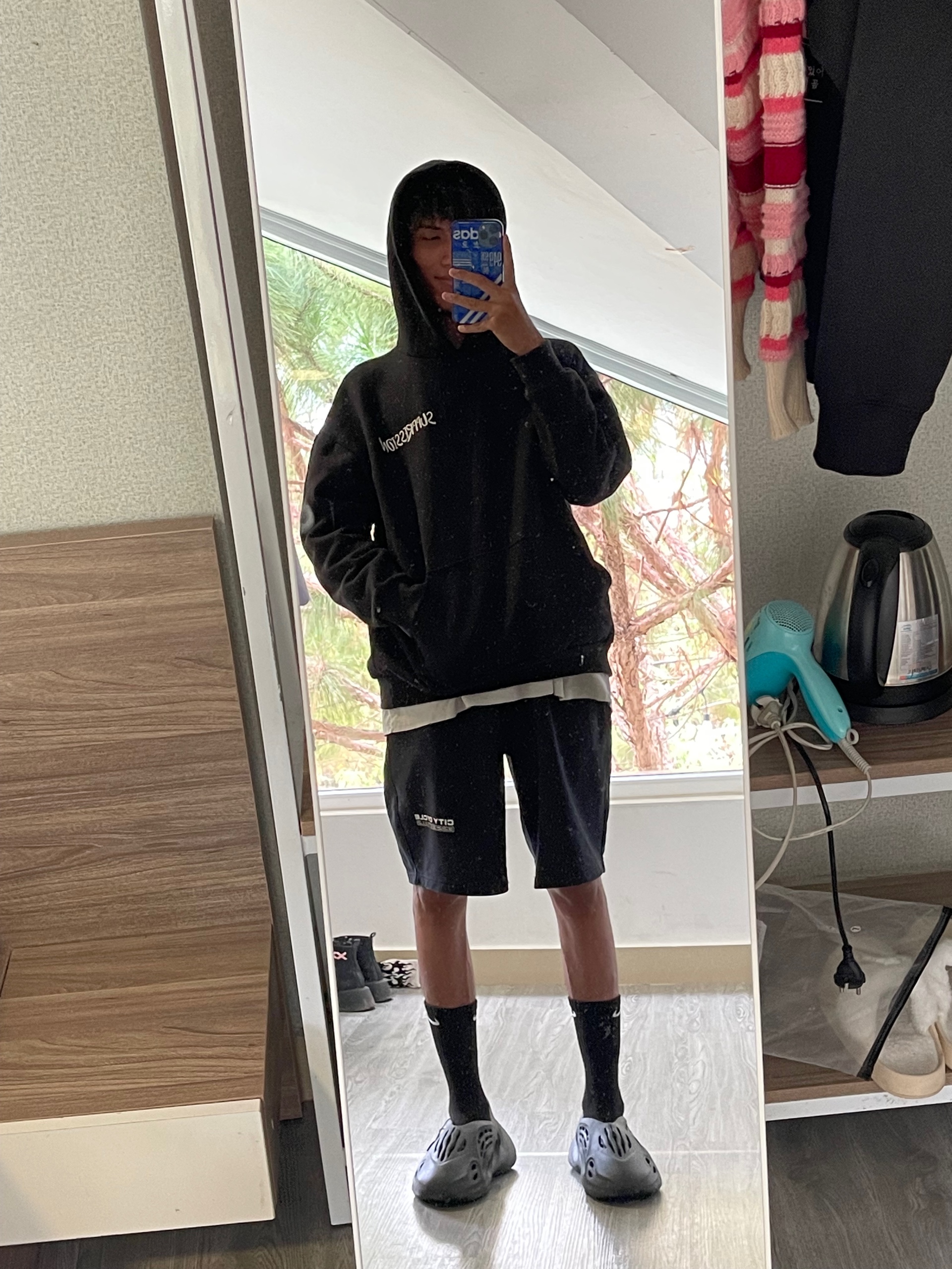 Lucy (lucy1299.lens) Lens social identity (.lens handle) PFP