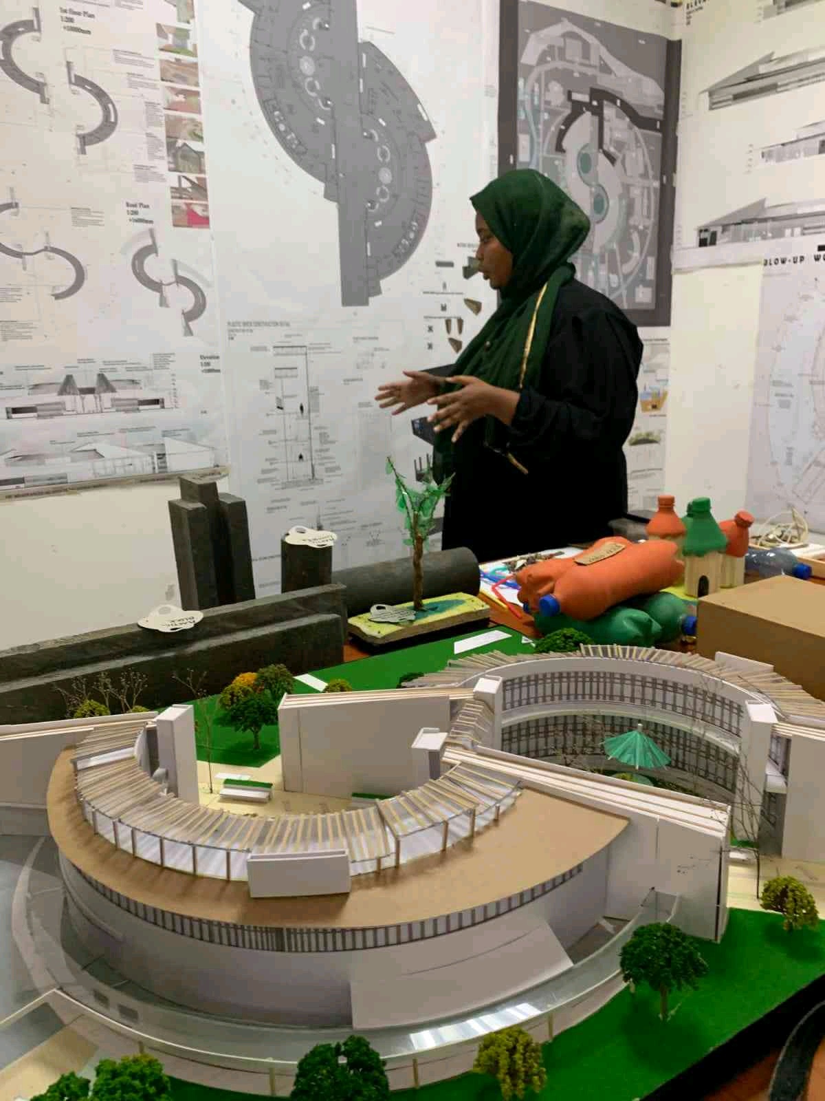 Wangeshi Maryam (wangeshiii.lens) Lens social identity (.lens handle) PFP