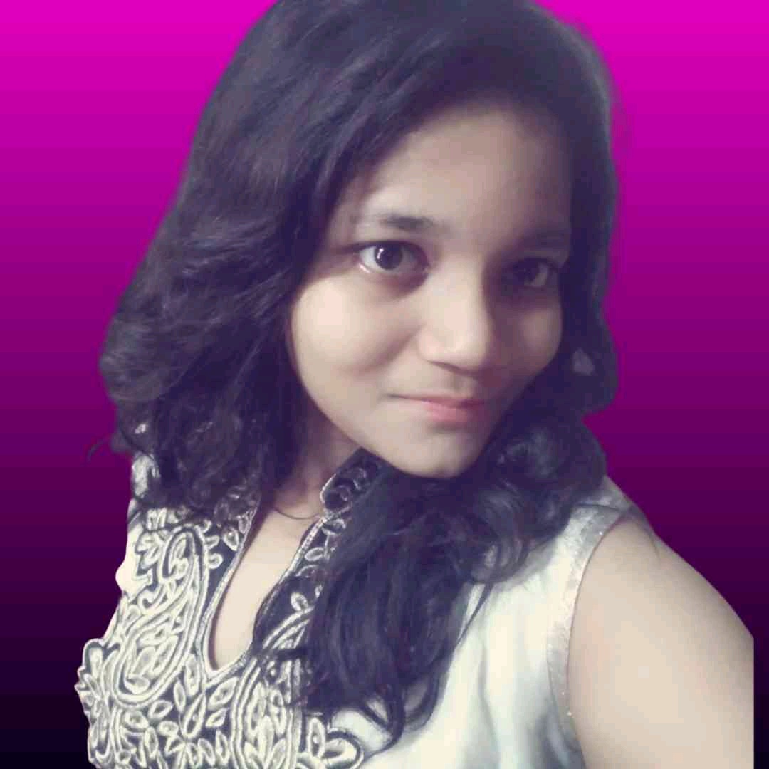 Rayna (raynab.lens) Lens social identity (.lens handle) PFP