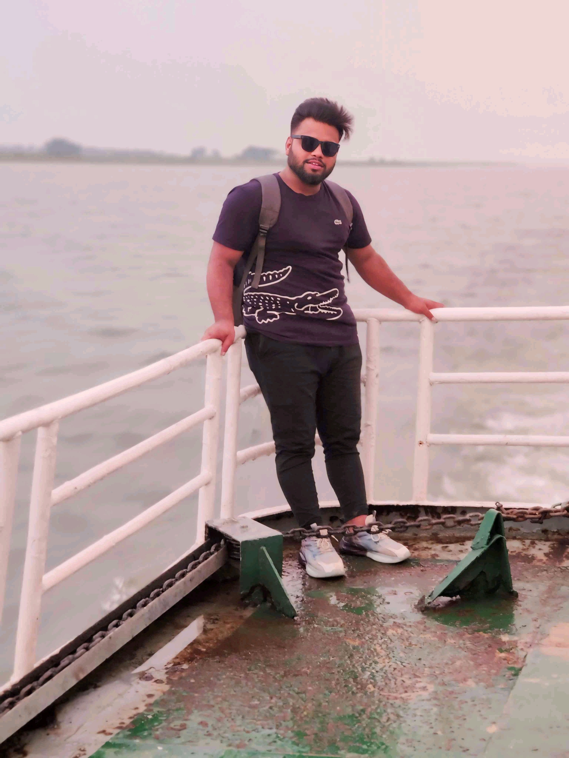 Fitraz (xxxxn.lens) Lens social identity (.lens handle) PFP