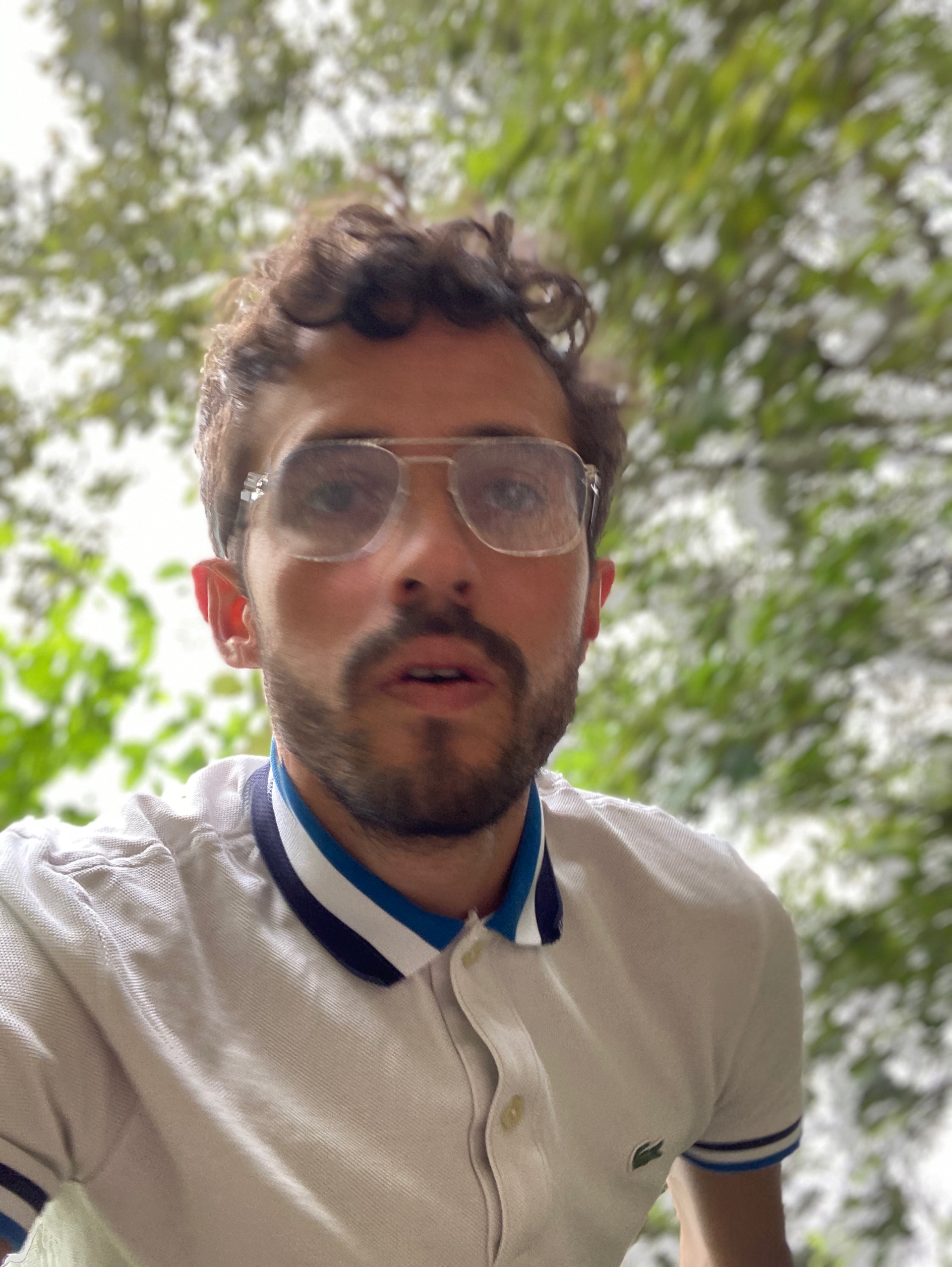 ByeByeBaby🪩 (aurevoir.lens) Lens social identity (.lens handle) PFP