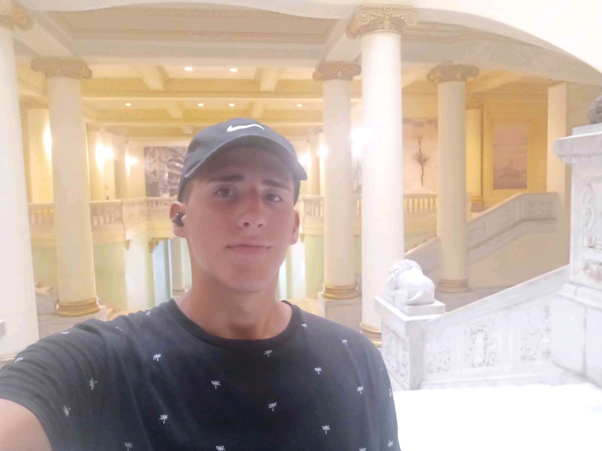 Alex O. (alexhan.lens) Lens social identity (.lens handle) PFP