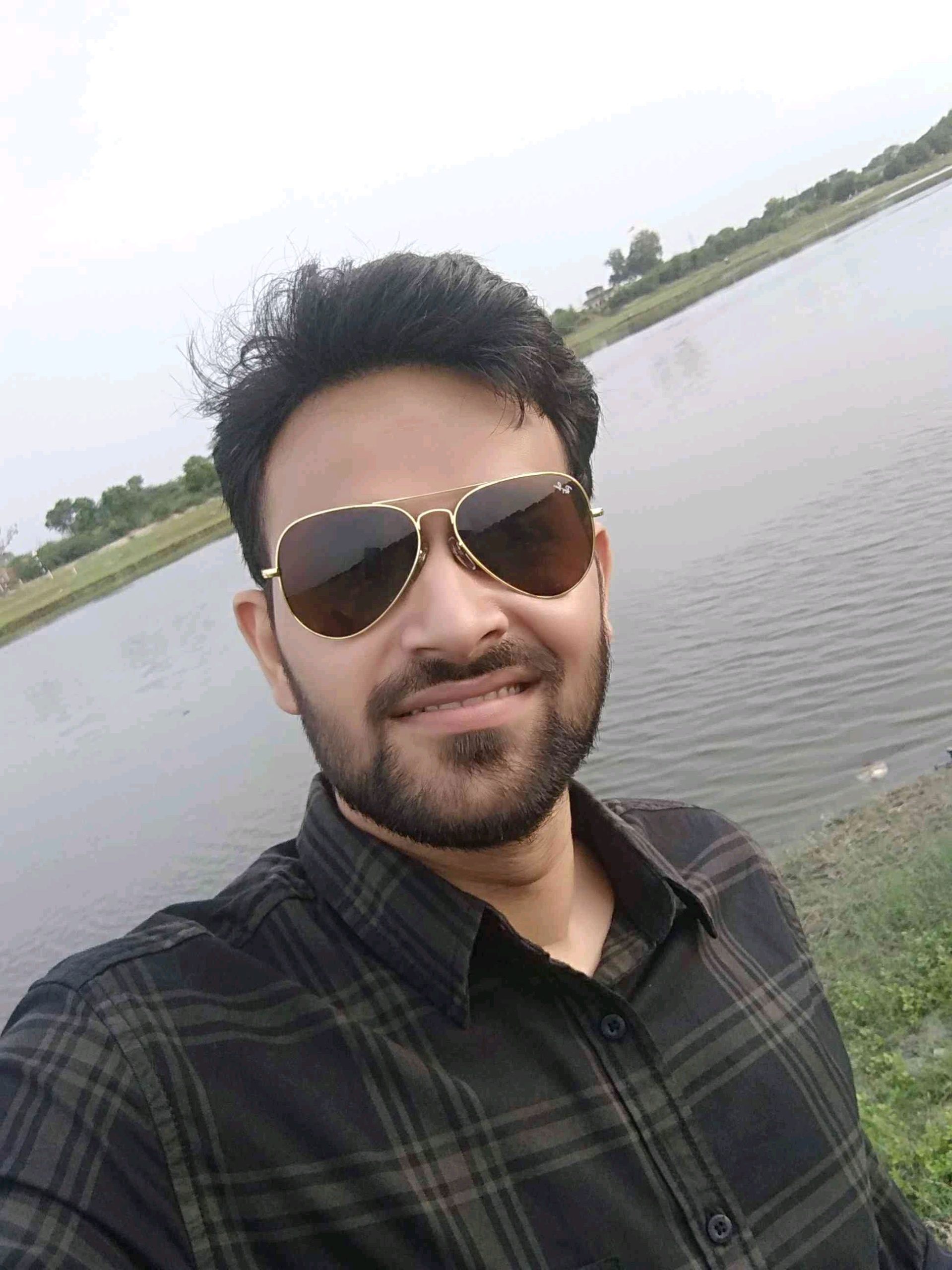 Sarvan (alphasarv.lens) Lens social identity (.lens handle) PFP