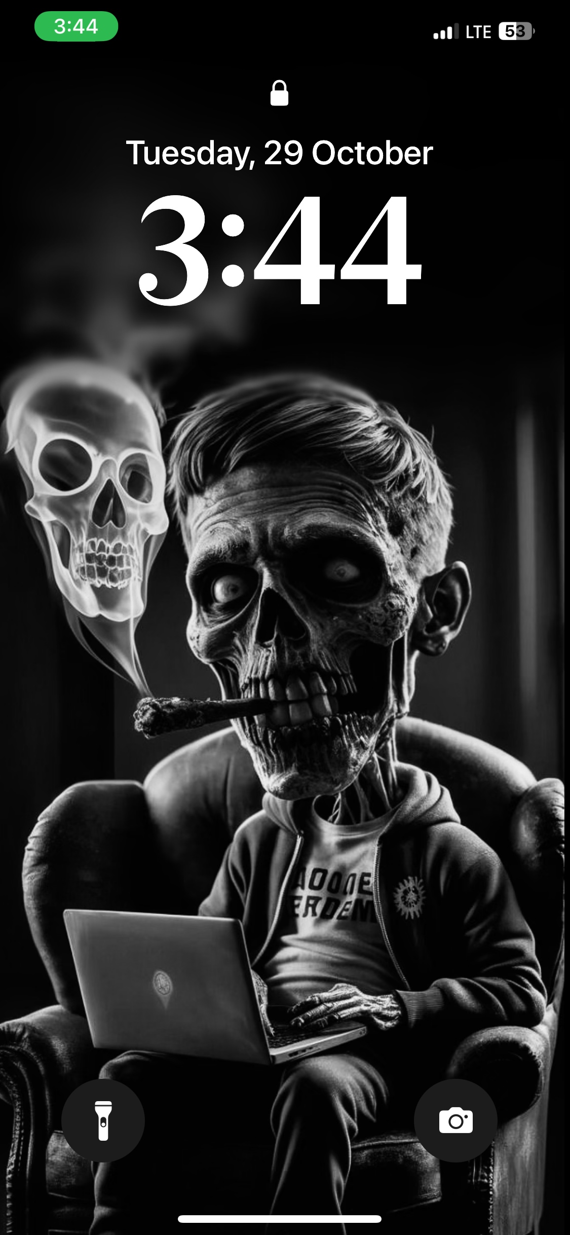 joyce (joyceee.lens) Lens social identity (.lens handle) PFP