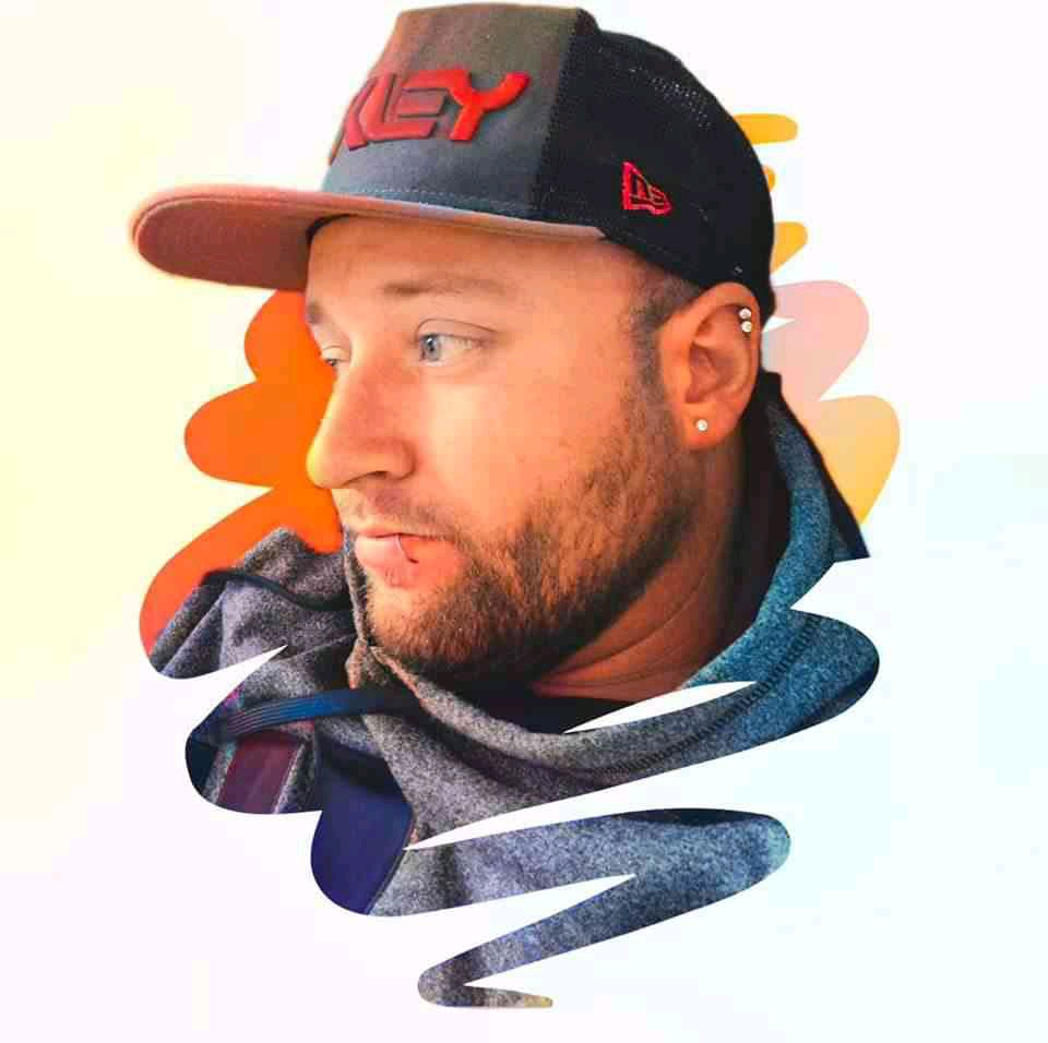 MadMakDaddy (madmakdaddy.lens) Lens social identity (.lens handle) PFP