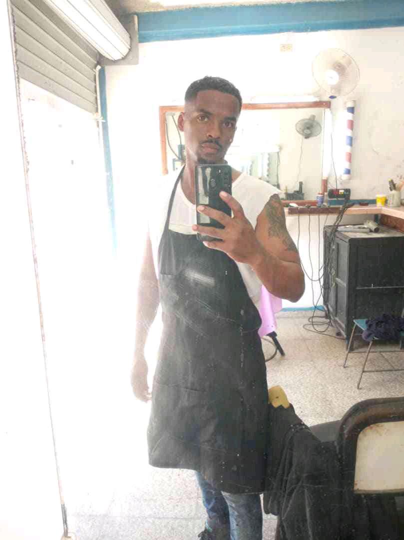 Alejandro Ramirez (alebarbero.lens) Lens social identity (.lens handle) PFP