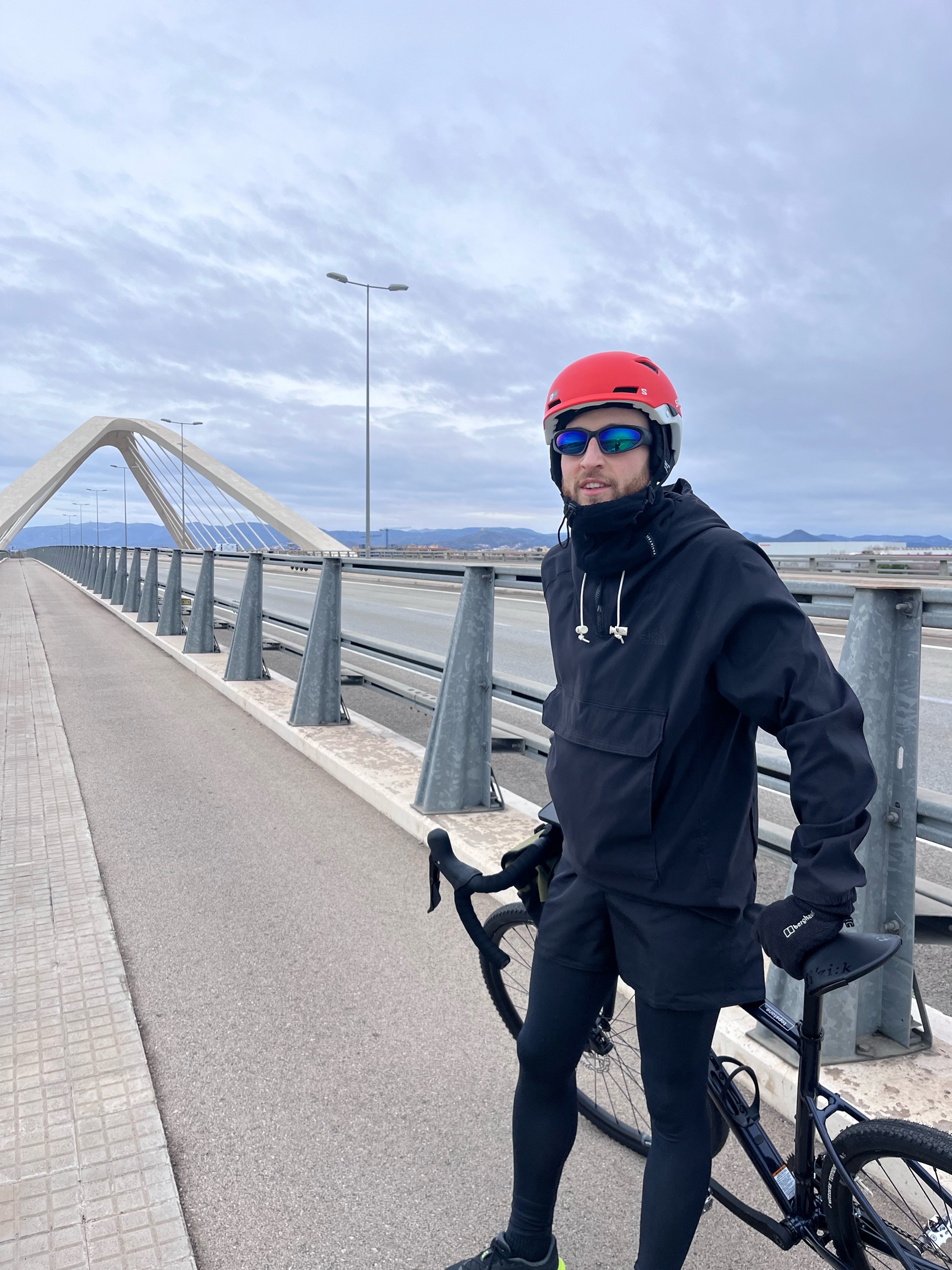 Felix (uxnews.lens) Lens social identity (.lens handle) PFP