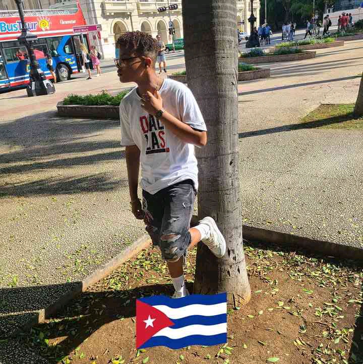 RubensAlafin (rubensalafin.lens) Lens social identity (.lens handle) PFP