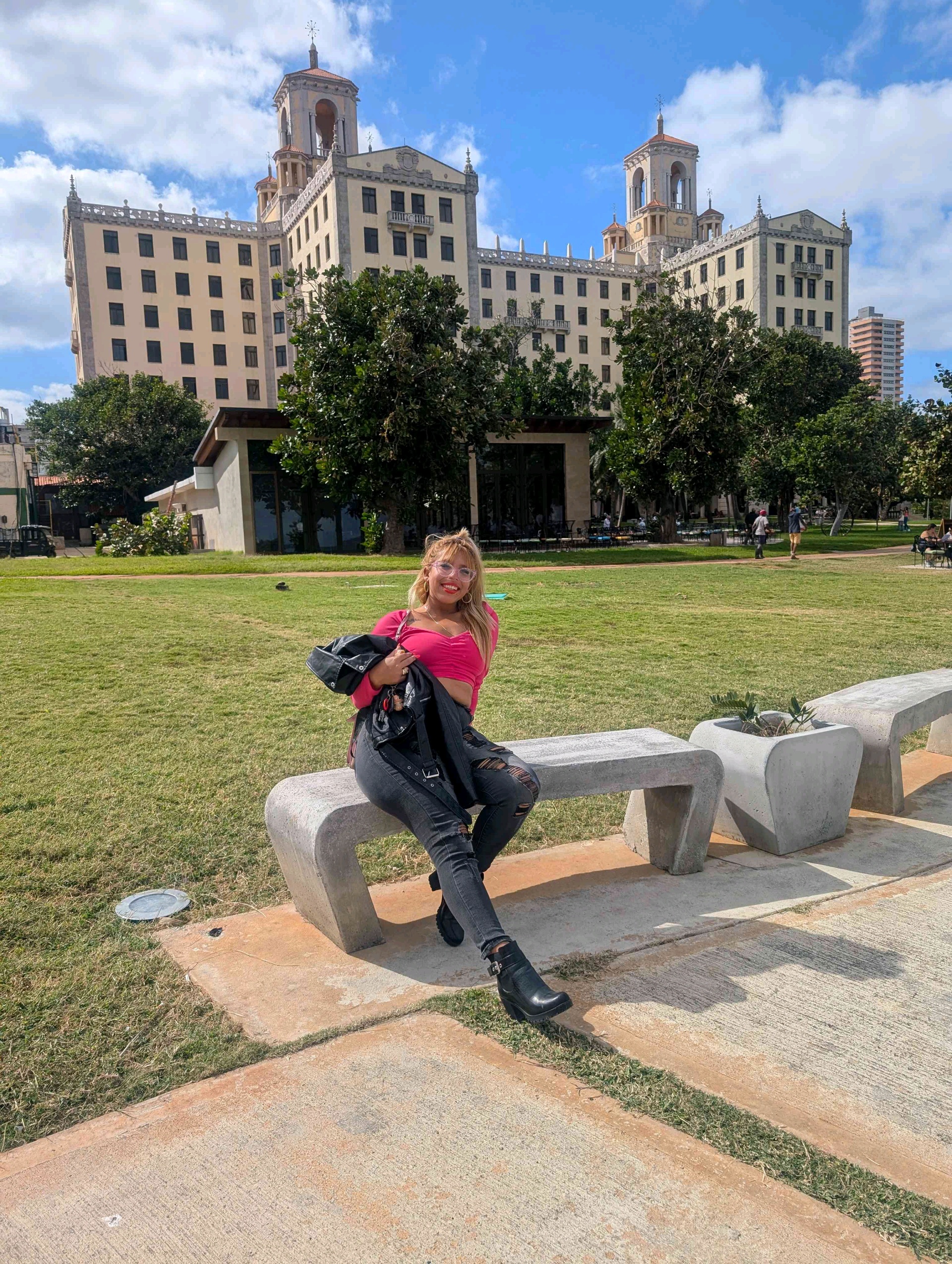 Starlet (starlet.lens) Lens social identity (.lens handle) PFP