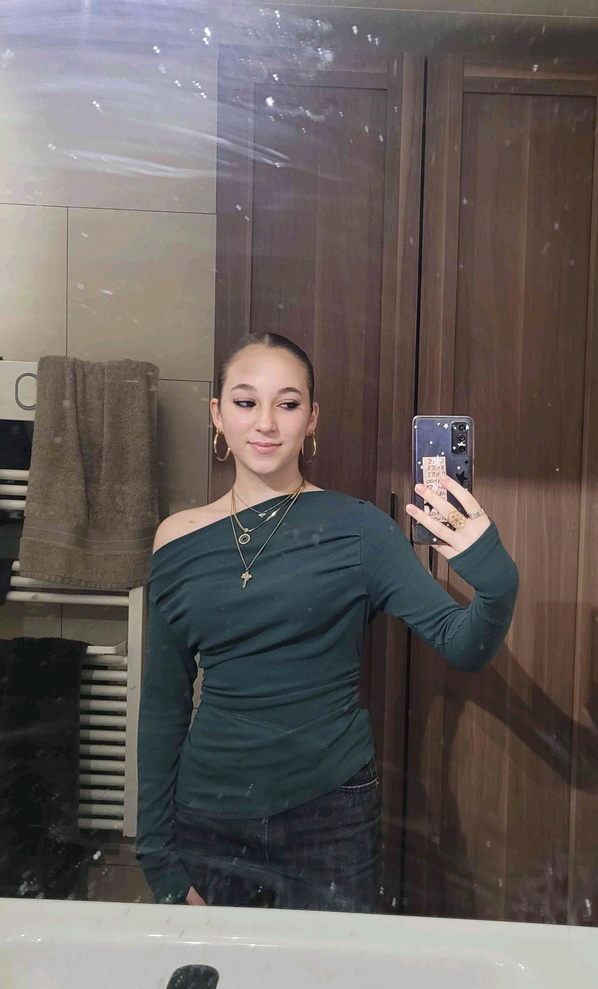 léa (lea09.lens) Lens social identity (.lens handle) PFP