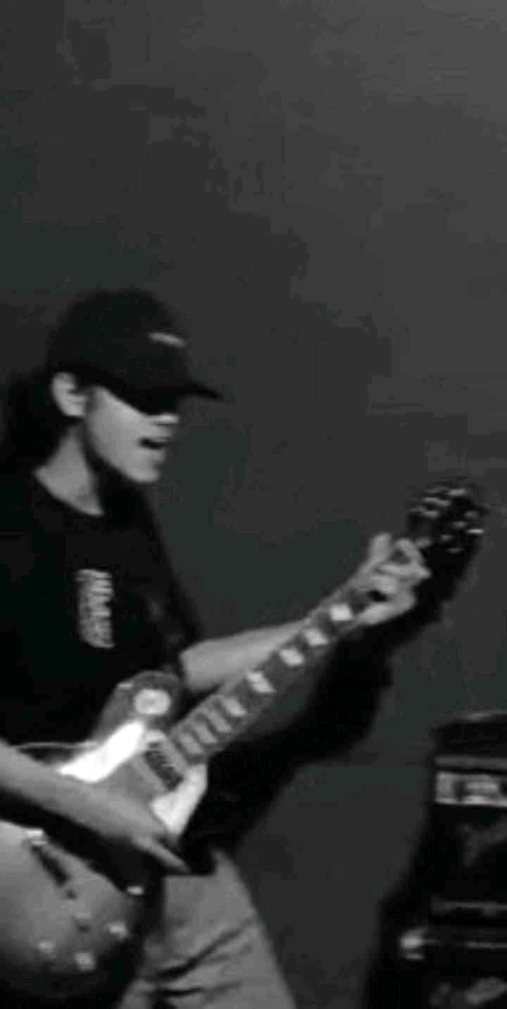 pinhead11 (pinhead11.lens) Lens social identity (.lens handle) PFP