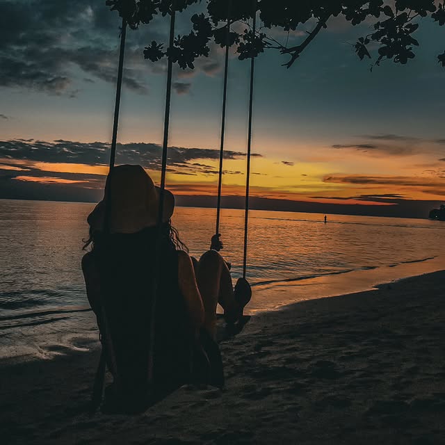 Linguistica Innov (wooga.lens) Lens social identity (.lens handle) PFP