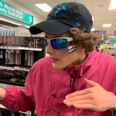 Daisyyy (doopp.lens) Lens social identity (.lens handle) PFP