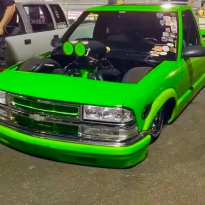 LunchboxZx (lunchboxzx.lens) Lens social identity (.lens handle) PFP