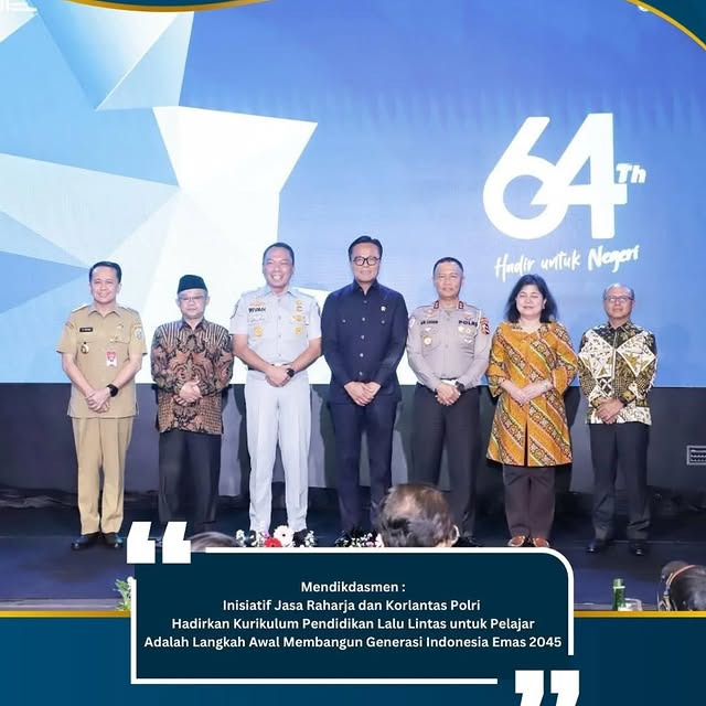 Adaptive Intelligentsia (adcast.lens) Lens social identity (.lens handle) PFP