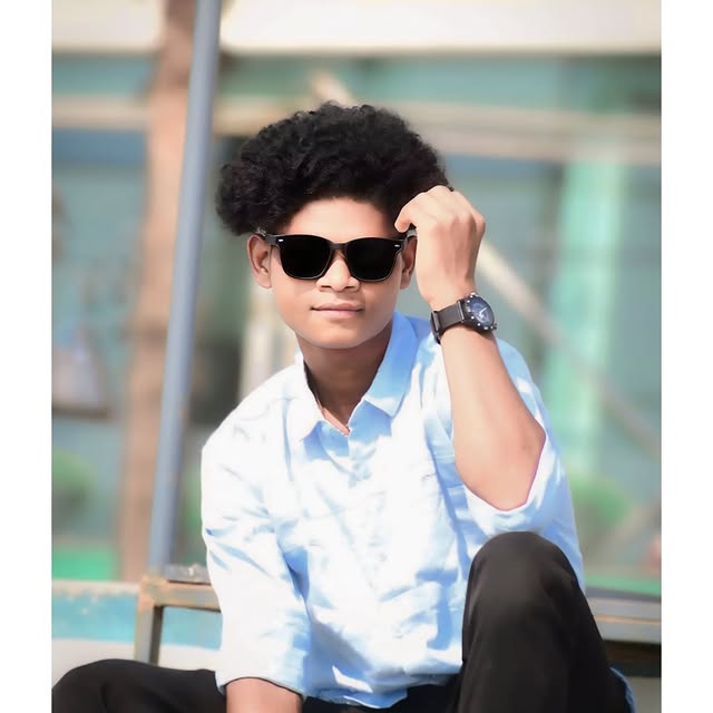 GenomicDiscover (abebooks.lens) Lens social identity (.lens handle) PFP