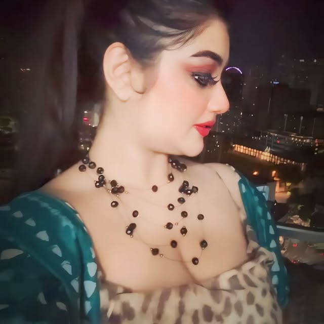 Racket Whisperer (meltdsp.lens) Lens social identity (.lens handle) PFP