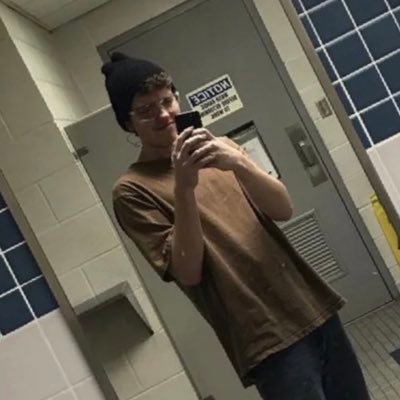 ttzed32 (ttzed32.lens) Lens social identity (.lens handle) PFP