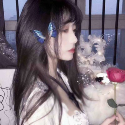 Frances (777q7.lens) Lens social identity (.lens handle) PFP