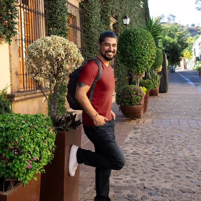 Reason Ashfield (uglab.lens) Lens social identity (.lens handle) PFP