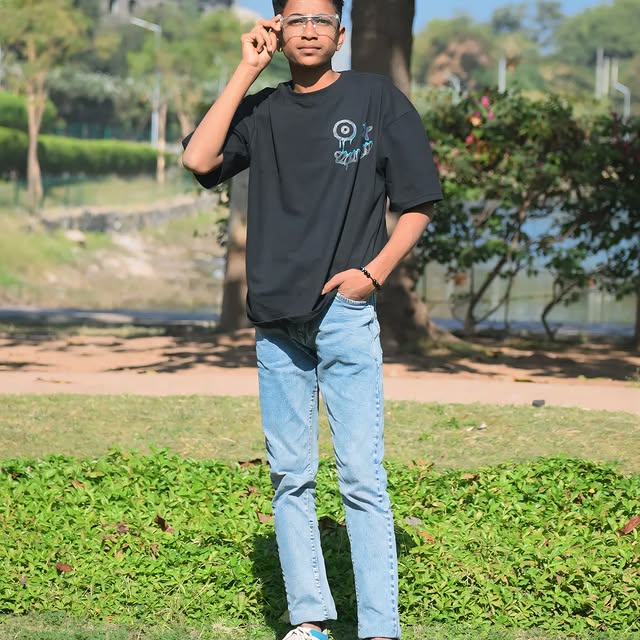 NudgeMaster (zwaar.lens) Lens social identity (.lens handle) PFP